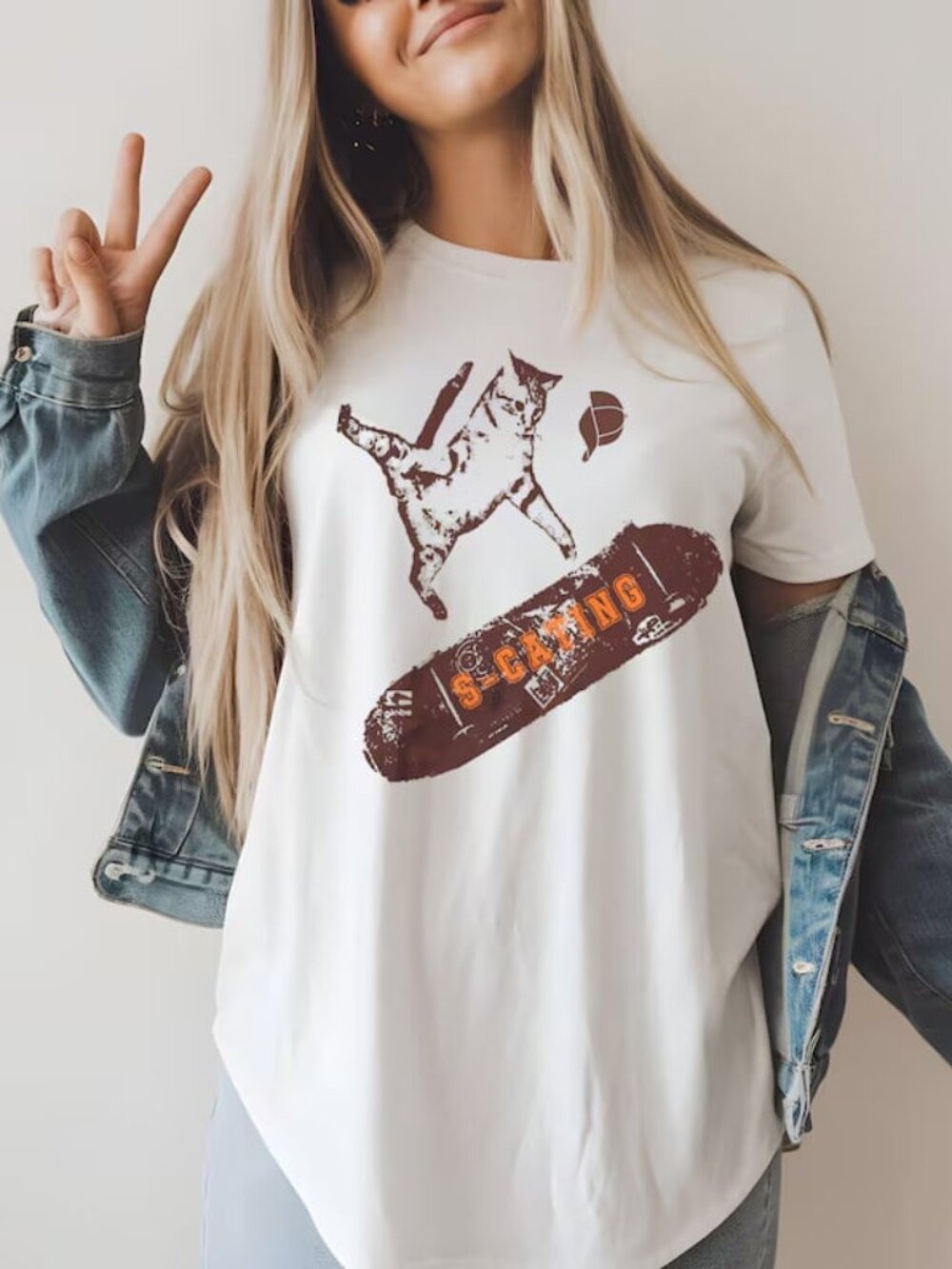 Cute Skateboard Cat T-shirt, Gift For Cat Lover